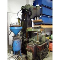 Rüttelpress-Formmaschine BMD ARPA700